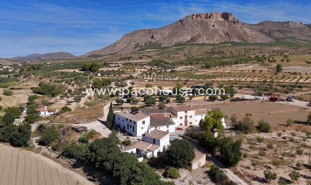 Resale - Cortijo -
Velez-Blanco