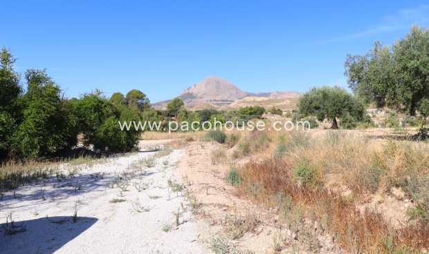 Resale - Cortijo -
Velez-Blanco