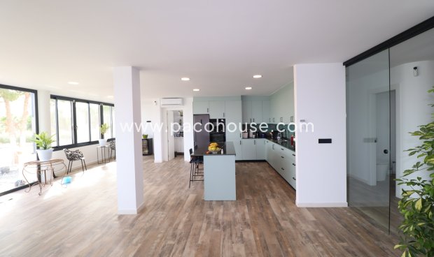 Resale - Villa -
Puerto Lumbreras