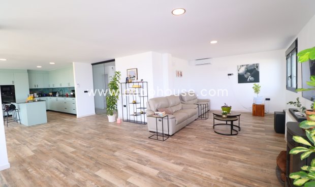 Resale - Villa -
Puerto Lumbreras