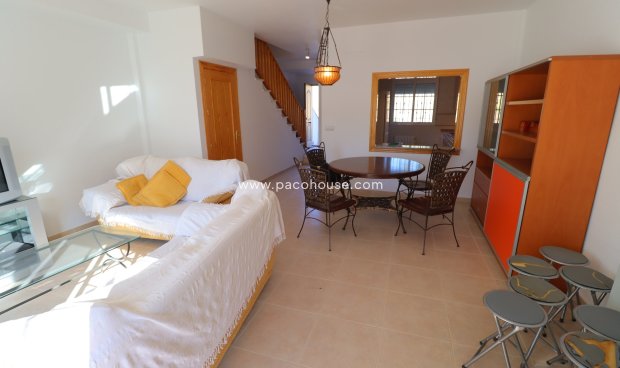 Resale - Duplex -
La Parroquia