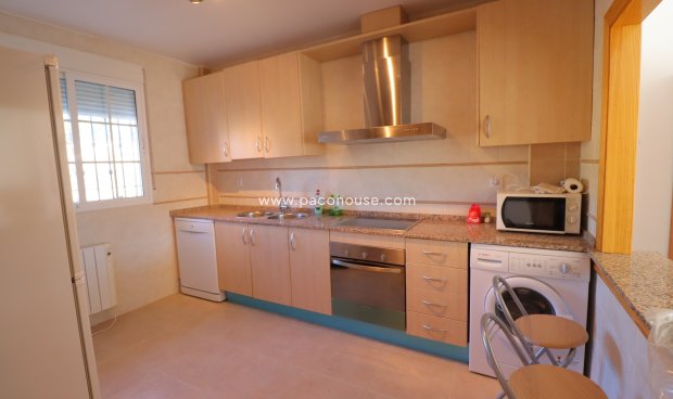 Resale - Duplex -
La Parroquia