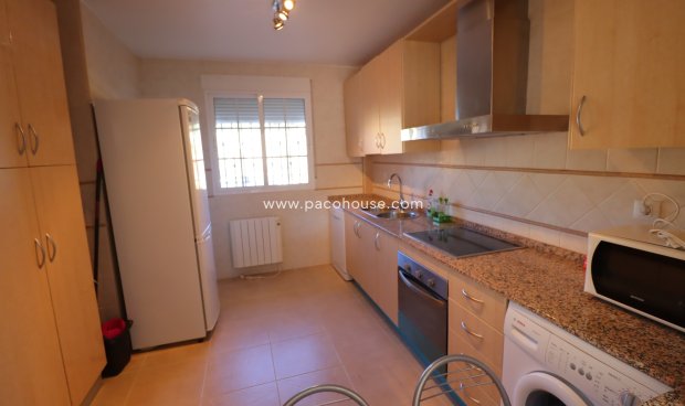 Resale - Duplex -
La Parroquia
