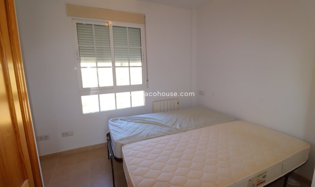 Resale - Duplex -
La Parroquia