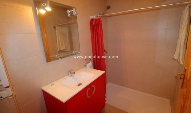 Resale - Duplex -
La Parroquia