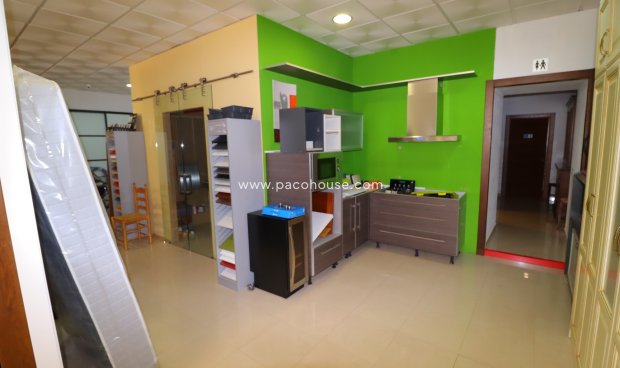 Resale - Commercial -
Velez-Rubio