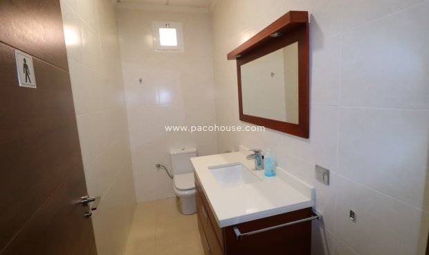 Resale - Commercial -
Velez-Rubio