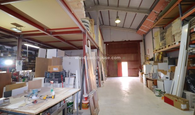 Resale - Commercial -
Velez-Rubio