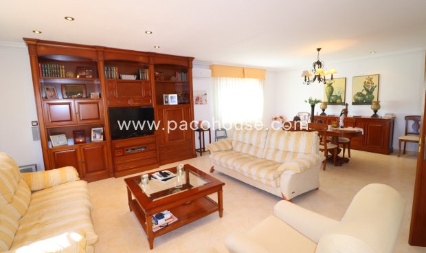 Resale - Villa -
Lorca
