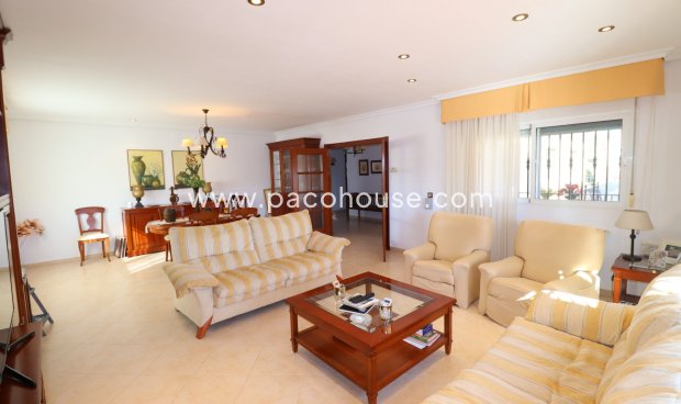 Resale - Villa -
Lorca