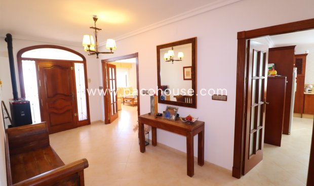 Resale - Villa -
Lorca