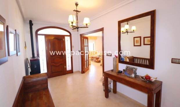 Resale - Villa -
Lorca