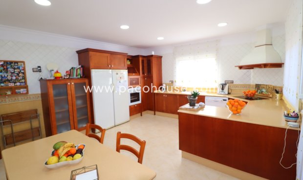 Resale - Villa -
Lorca