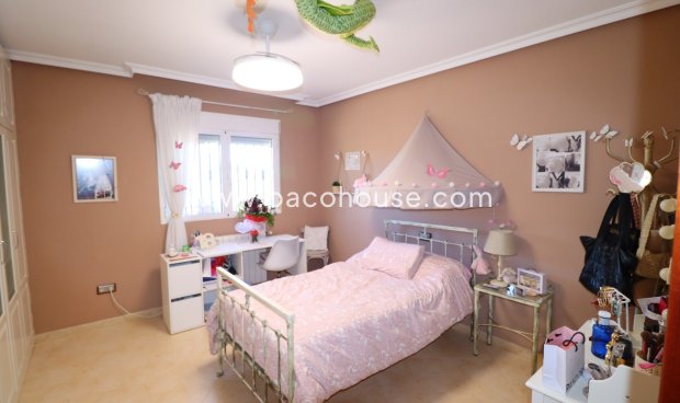 Resale - Villa -
Lorca