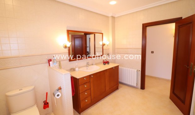 Resale - Villa -
Lorca