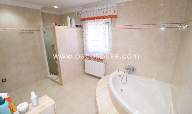 Resale - Villa -
Lorca