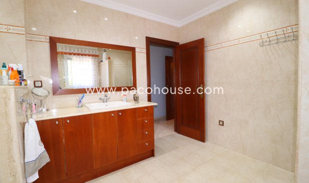 Resale - Villa -
Lorca