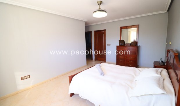 Resale - Villa -
Lorca