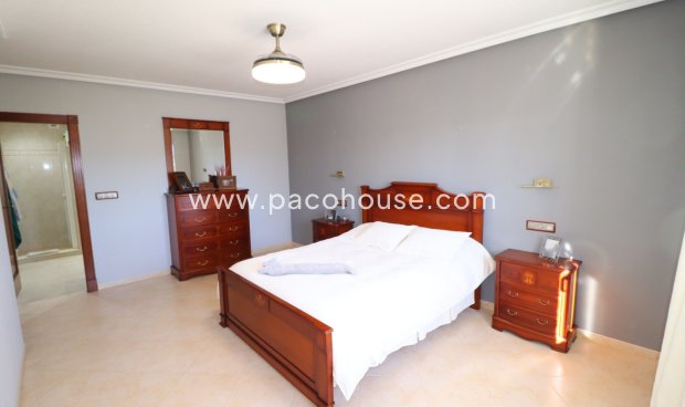 Resale - Villa -
Lorca