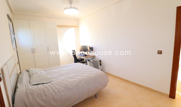 Resale - Villa -
Lorca