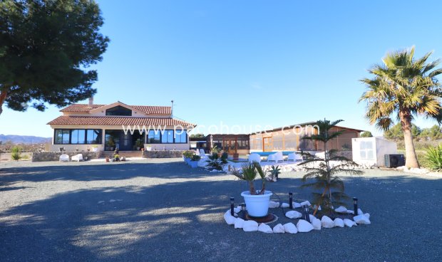 Resale - Villa -
Puerto Lumbreras