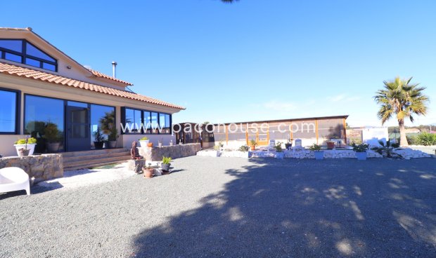 Resale - Villa -
Puerto Lumbreras