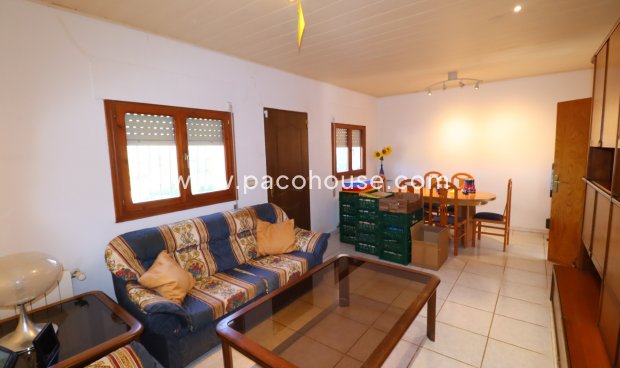 Resale - Country House -
Purias