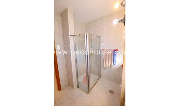 Resale - Country House -
Purias