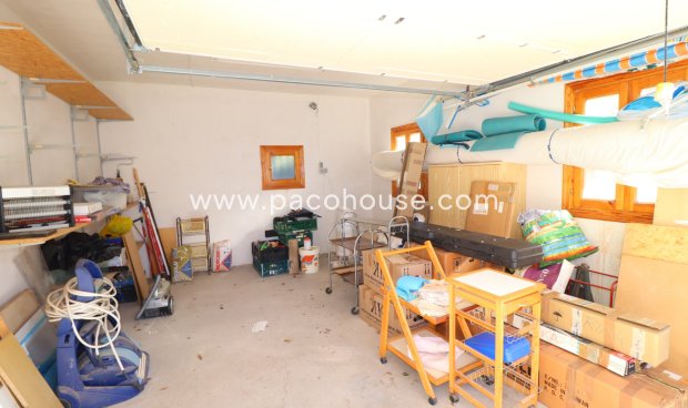 Resale - Country House -
Purias