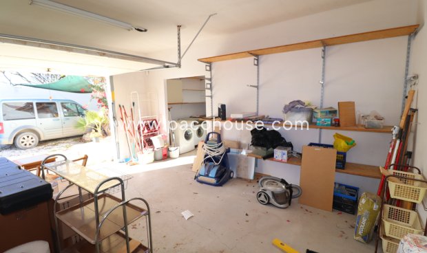 Resale - Country House -
Purias