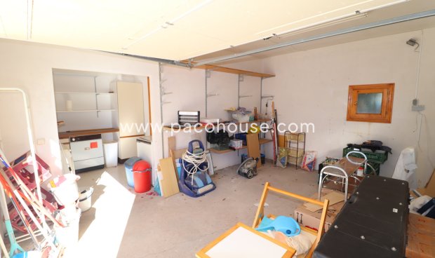 Resale - Country House -
Purias