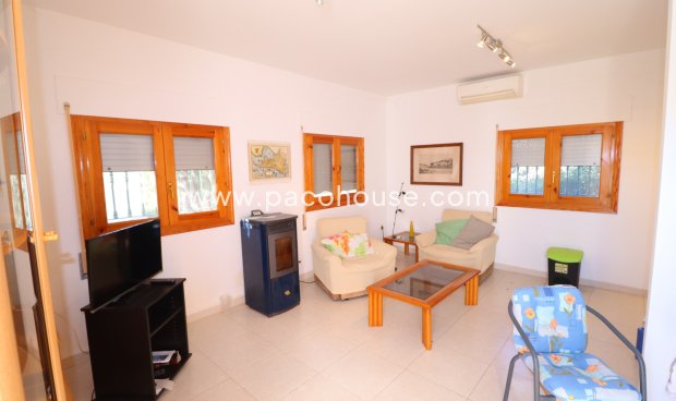 Resale - Country House -
Purias