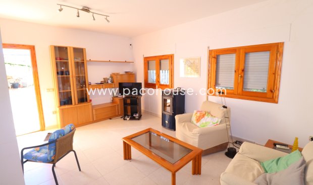 Resale - Country House -
Purias