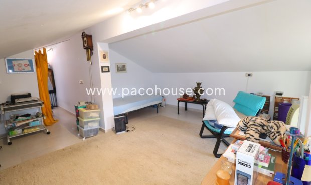 Resale - Country House -
Purias