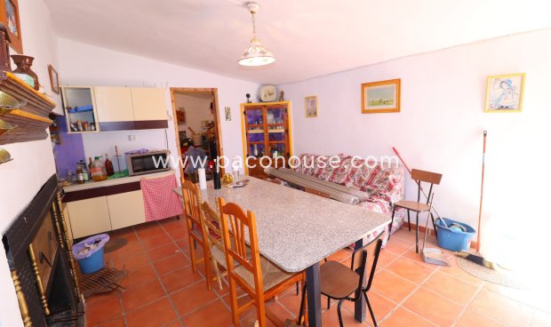 Resale - Country House -
Velez-Rubio