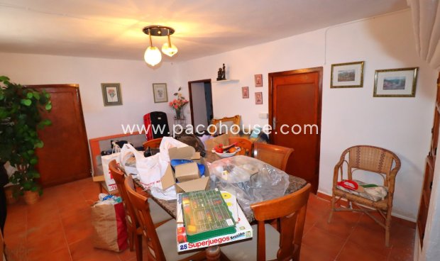 Resale - Country House -
Velez-Rubio