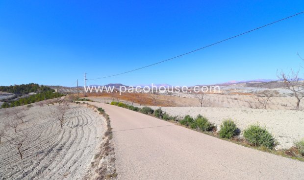 Resale - Country House -
Velez-Rubio
