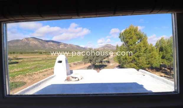 Resale - Country House -
La Parroquia