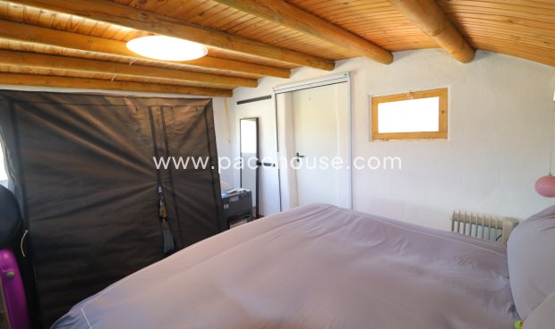 Resale - Country House -
La Parroquia