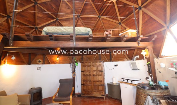 Resale - Country House -
La Parroquia