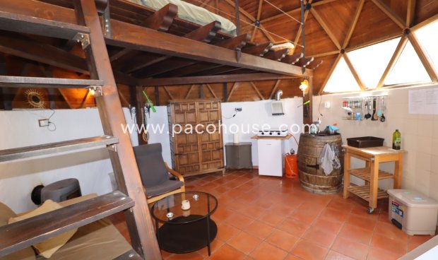 Resale - Country House -
La Parroquia