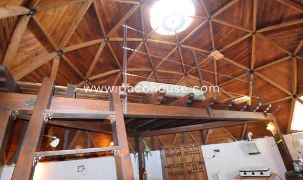 Resale - Country House -
La Parroquia