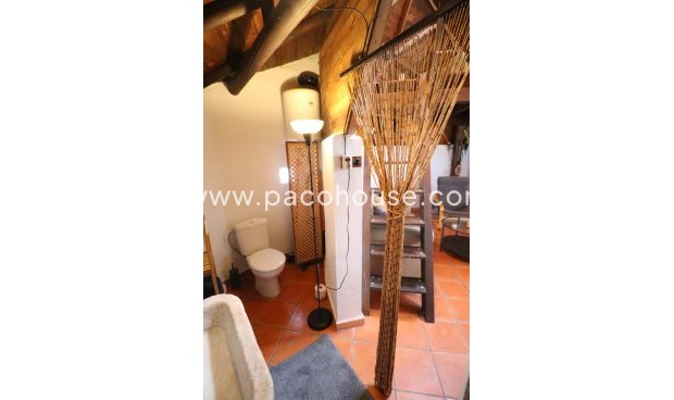 Resale - Country House -
La Parroquia