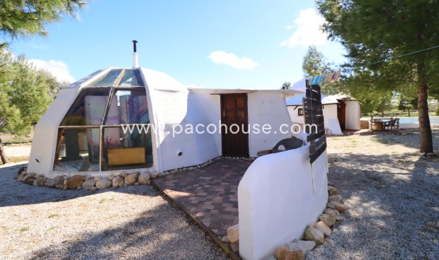 Resale - Country House -
La Parroquia