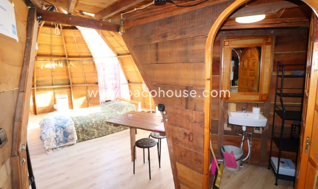 Resale - Country House -
La Parroquia