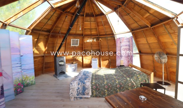 Resale - Country House -
La Parroquia