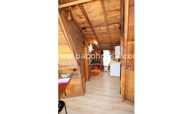 Resale - Country House -
La Parroquia