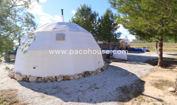 Resale - Country House -
La Parroquia