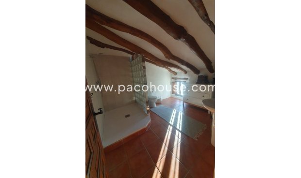 Resale - Cortijo -
Velez-Rubio