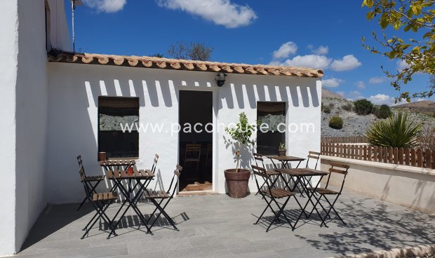 Resale - Cortijo -
Velez-Rubio